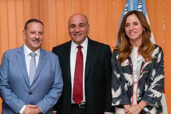 Manzur participa del Parlamento del Norte Grande para “afianzar el federalismo”