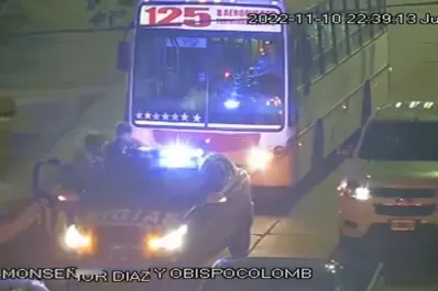 Un asaltante quiso huir en colectivo, luego de trenzarse a piñas con su víctima