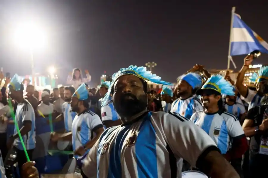 ADELANTADOS. Los simpatizantes argentinos ya se hacen sentir.