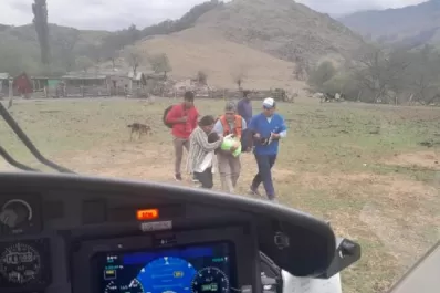Un niño tucumano iba a la escuela en caballo y se cayó: fue trasladado de urgencia en un helicóptero