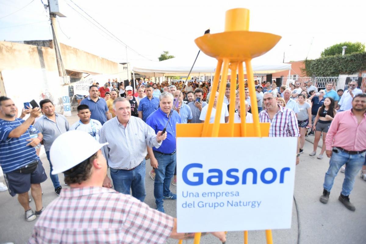Jaldo destacó la ampliación de la red de gas del barrio Cardenal Samoré