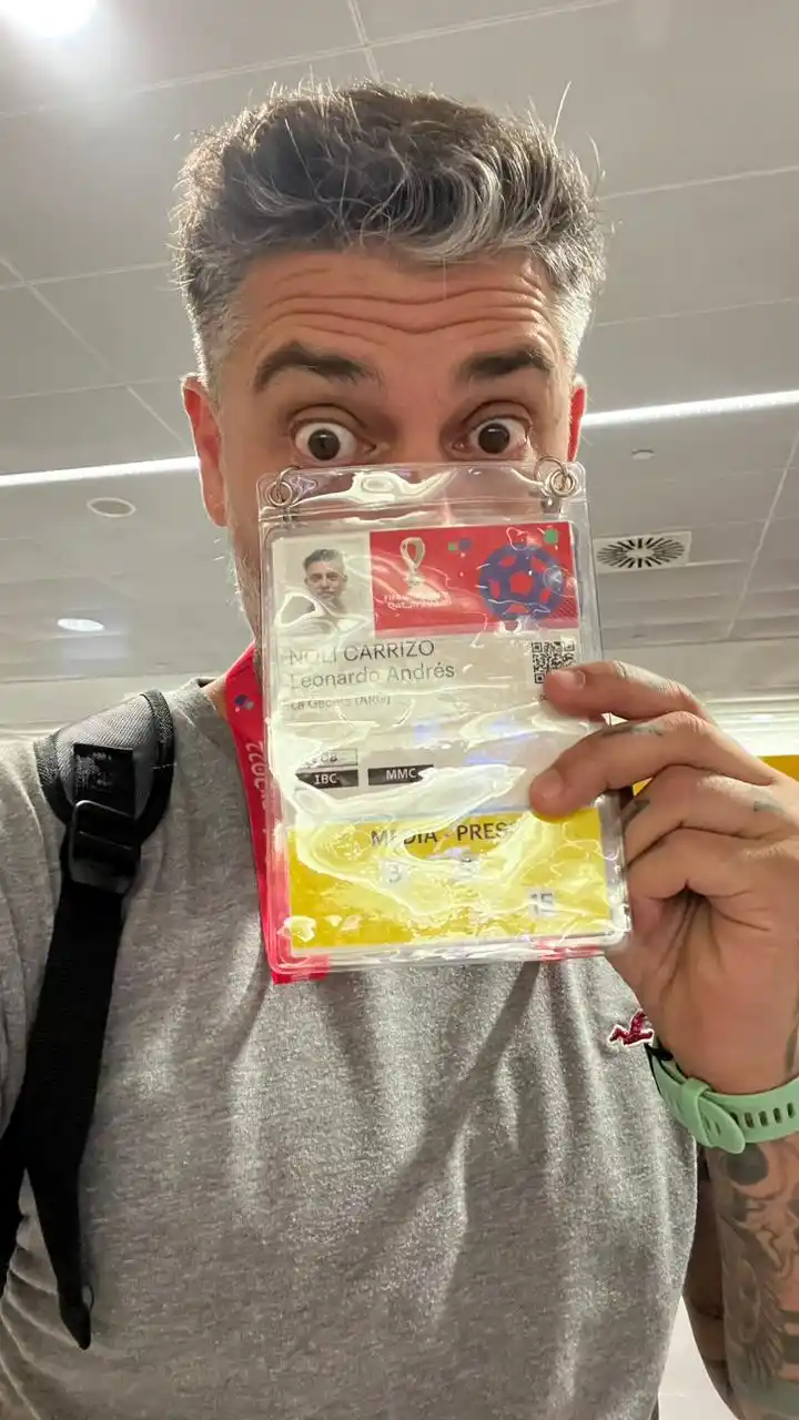 EN MANOS DE LEO. La acreditación para realizar la cobertura del Mundial. 