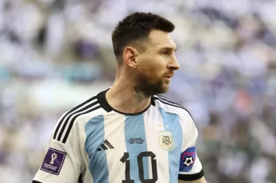 ¿A qué hora juega Argentina y dónde televisan el partido?