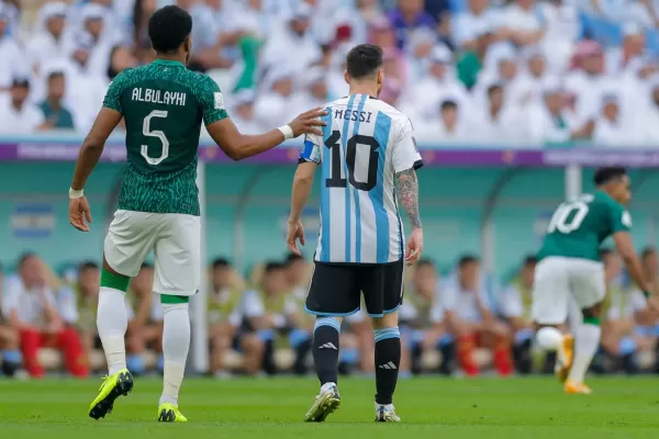 “Dos piñas”: un jugador de la Selección argentina dio desconocidos detalles de la derrota en el debut del Mundial