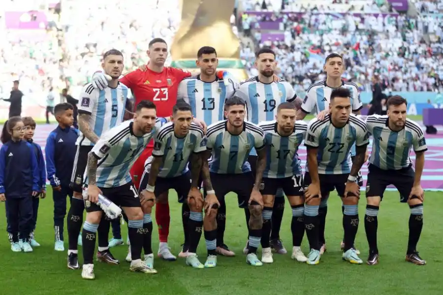 IMPOSIBLES. En un recorrido de LA GACETA, se conoció que en la provincia, no se consiguen los botines de la Selección. reuters