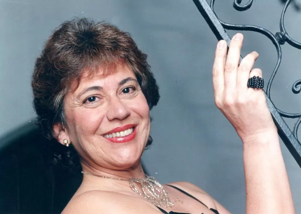 DE DISTINTOS TIEMPOS. Ana Vicidomini ofrecerá un amplio repertorio en su recital de esta noche en el Virla, “Una mujer y el Tango”. 