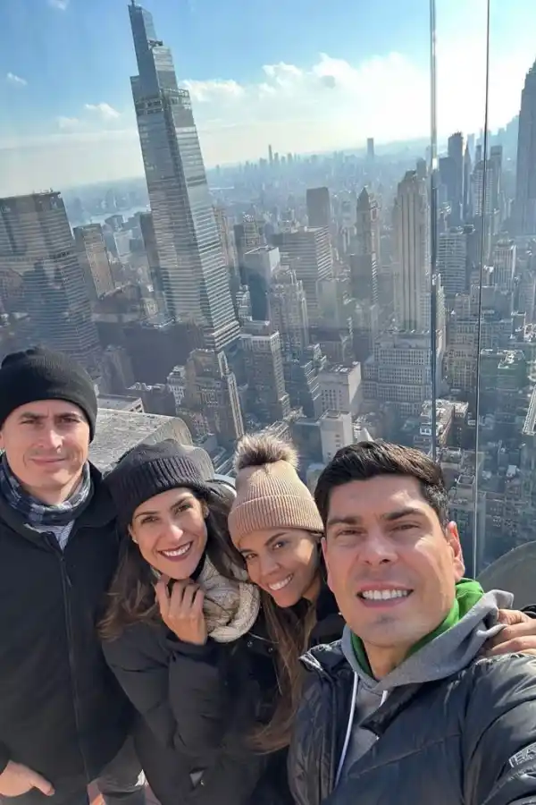 Lampe, su esposa, su hermana y su cuñado.