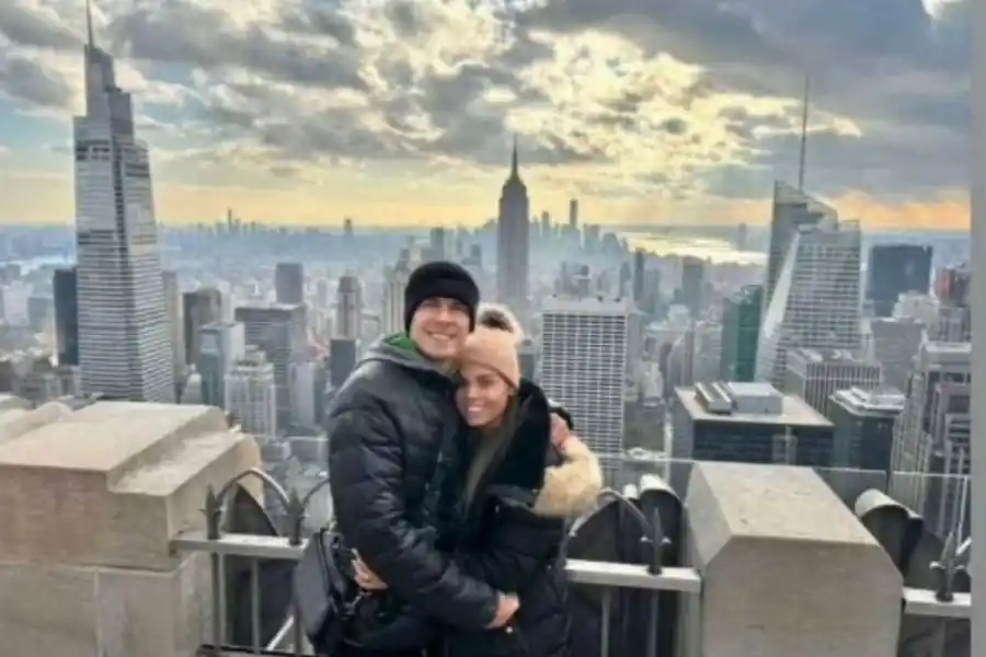 Fotos: en pleno invierno neoyorquino, Carlos Lampe sigue de cerca a Atlético Tucumán y a Messi en el Mundial