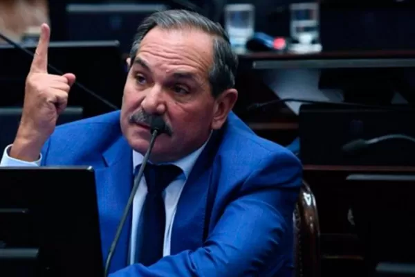 Alperovich volvió a pedir un juicio por jurados en la causa por abuso sexual