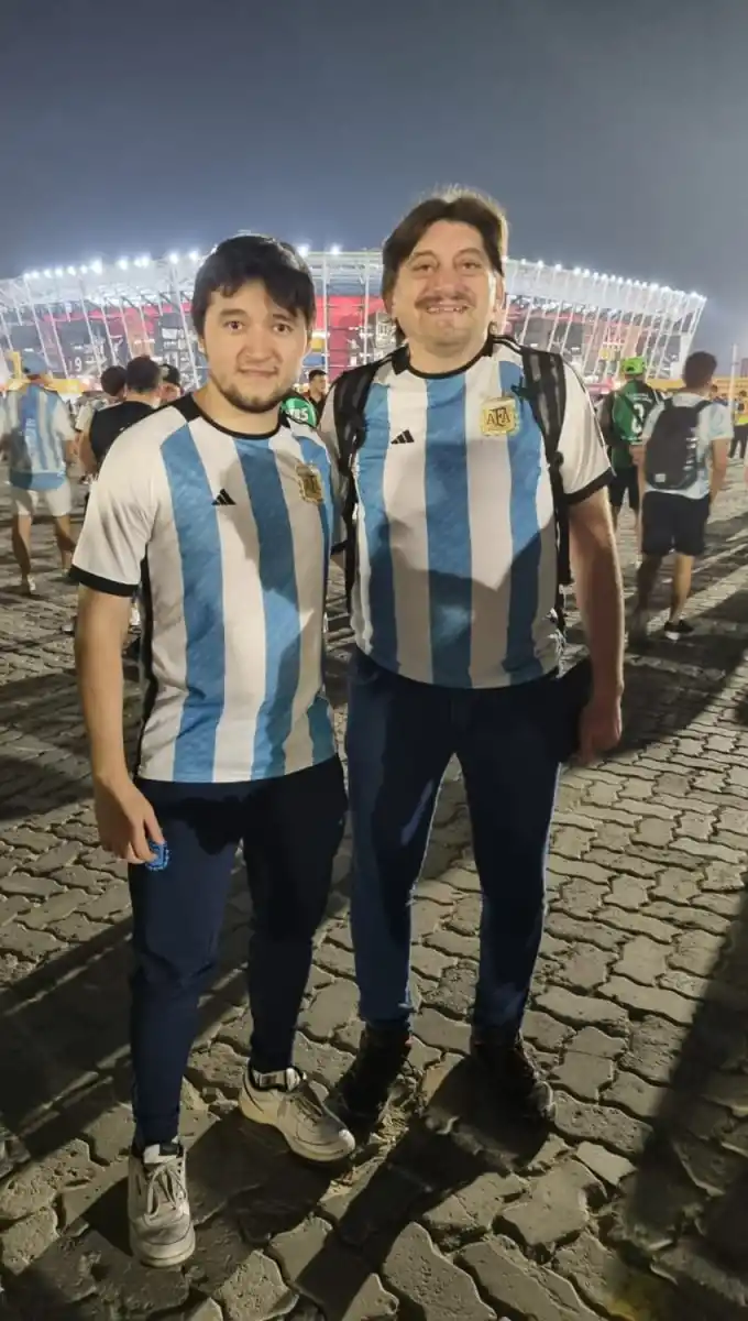 PADRE E HIJO. Enrique y Alejandro Wandschneider, también presentes en Doha.