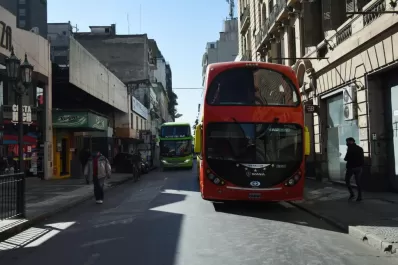 Incidente en un viaje: un chofer denunció a sus pasajeros, que son participantes de un campeonato de futsal