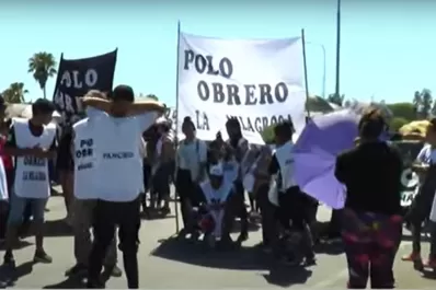 El Gobierno analizará acciones ante la Justicia para frenar los cortes de organizaciones sociales