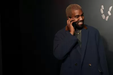 Kanye West elogió a Hitler y Twitter le suspendió la cuenta