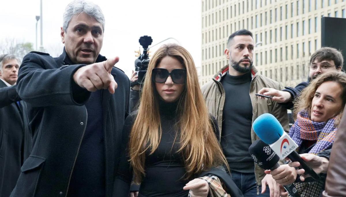 Shakira llegando al juzgado donde firmó el acuerdo de separación con Piqué