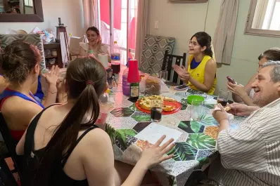 Con pizzas de por medio, una juntada para alentar a la Selección