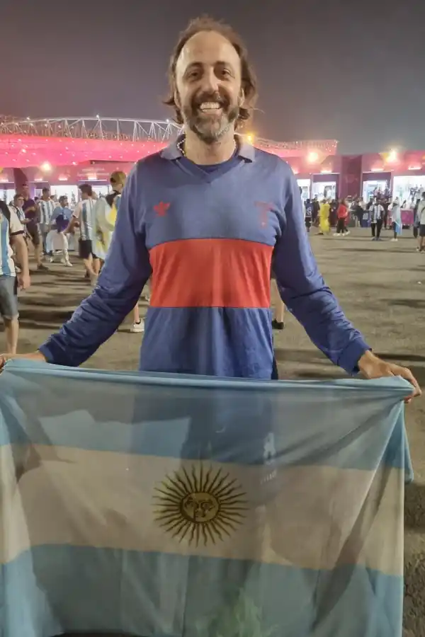 Pasión por la albiceleste, pertenencia a sus clubes: historias de una cofradía de hinchas muy particulares