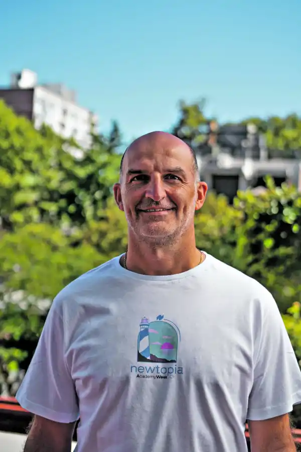 DIEGO NORIEGA. El valor de lo global.