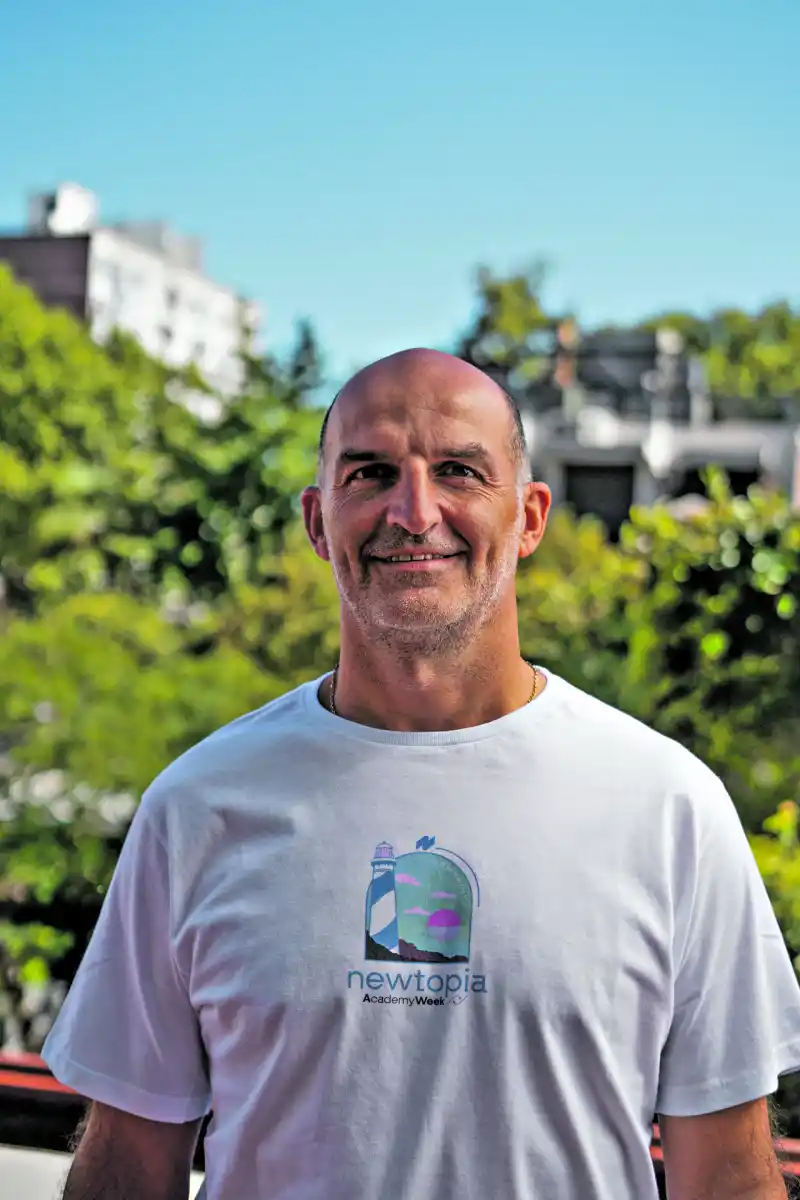 DIEGO NORIEGA. El valor de lo global.