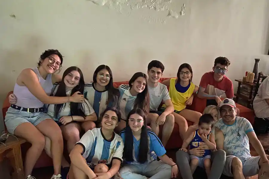 Con pizzas de por medio, una juntada para alentar a la Selección