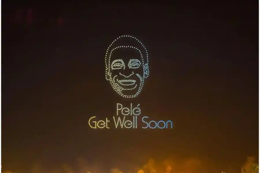 Mundial de Qatar: imponentes homenajes de los hinchas de Brasil a Pelé por su grave estado de salud