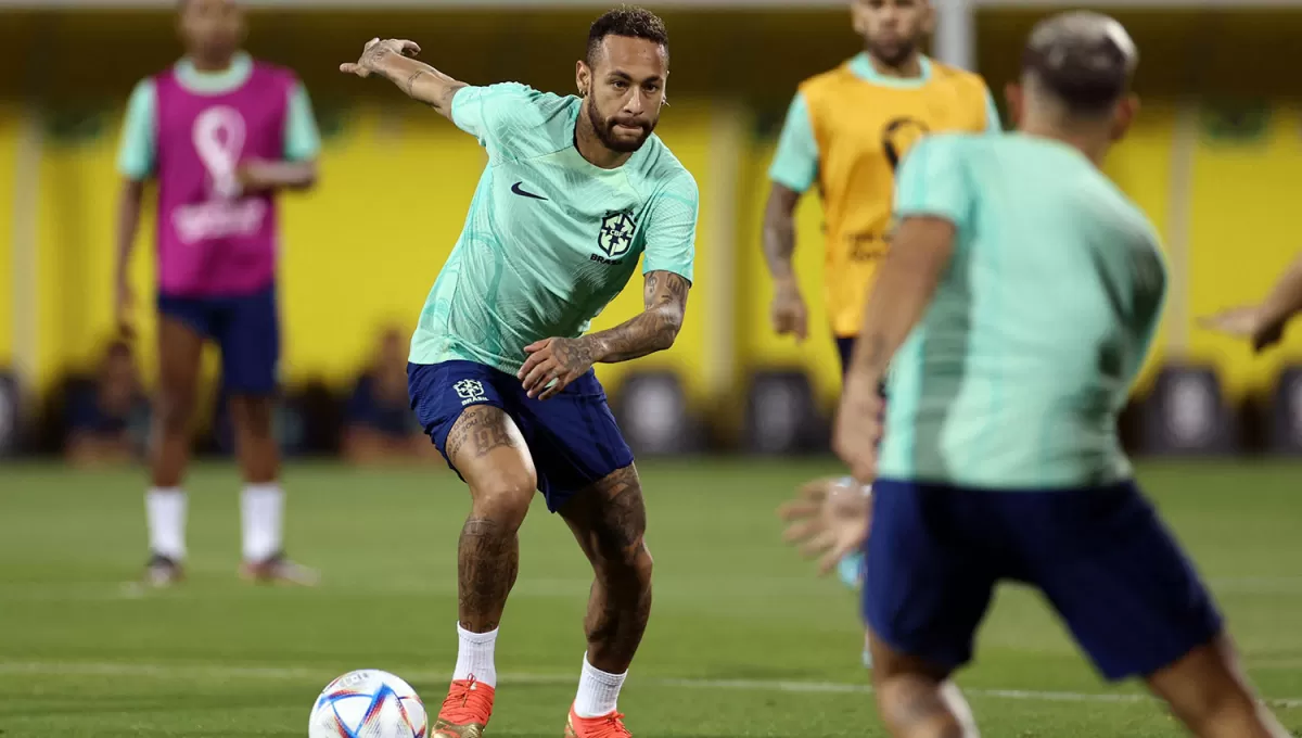 INDISPENSABLE. Neymar es la pieza que le falta a Brasil para sacar chapa de candidato.