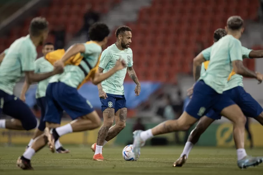 ¿VUELVE? Neymar se perdió los partidos ante Suiza y Camerún en fase de grupos 