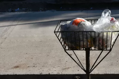 Sin recolección de residuos durante dos días y servicios reducidos: así funcionará la ciudad este feriado XXL