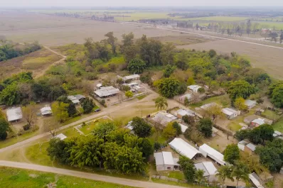 Bella Vista: Salazar firmó un convenio para urbanizar el barrio Colonia Eucalipto