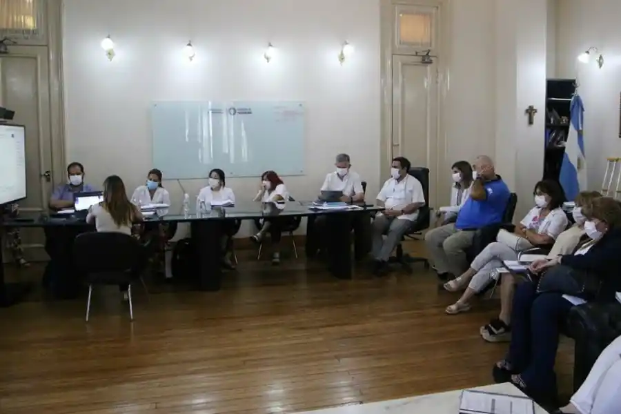 Desde hoy, en Tucumán será obligatorio el uso de barbijo en los centros de salud públicos y privados