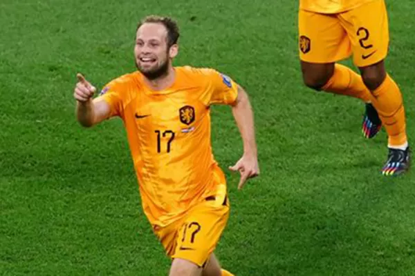 Mundial Qatar 2022: es holandés, sufrió dos paros cardíacos, juega con un desfibrilador y sueña con eliminar a Argentina