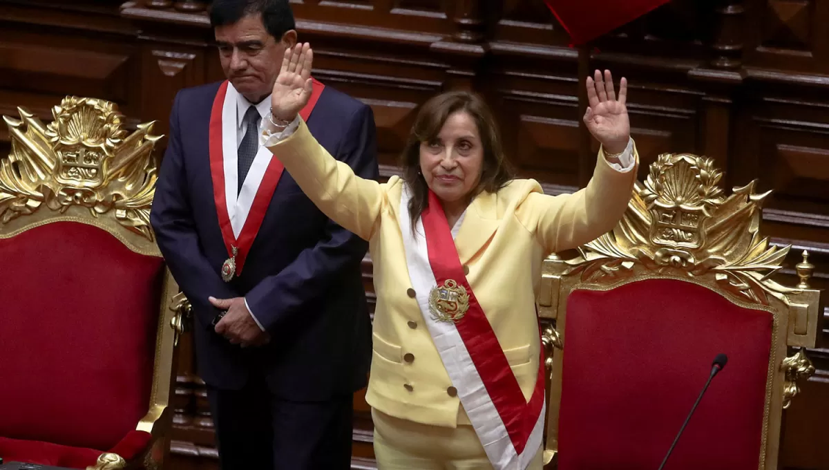 NUEVA ETAPA. Dina Boluarte deberá conformar un equipo para intentar reencaminar la política peruana.