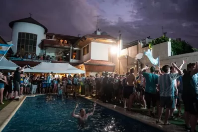 La casa de Maradona en Villa Devoto, “fanfest” para los hinchas