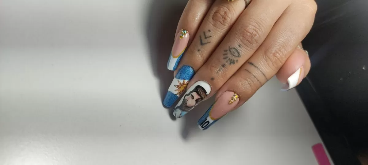 Mundial de Qatar 2022: Con las uñas cargadas de pasión