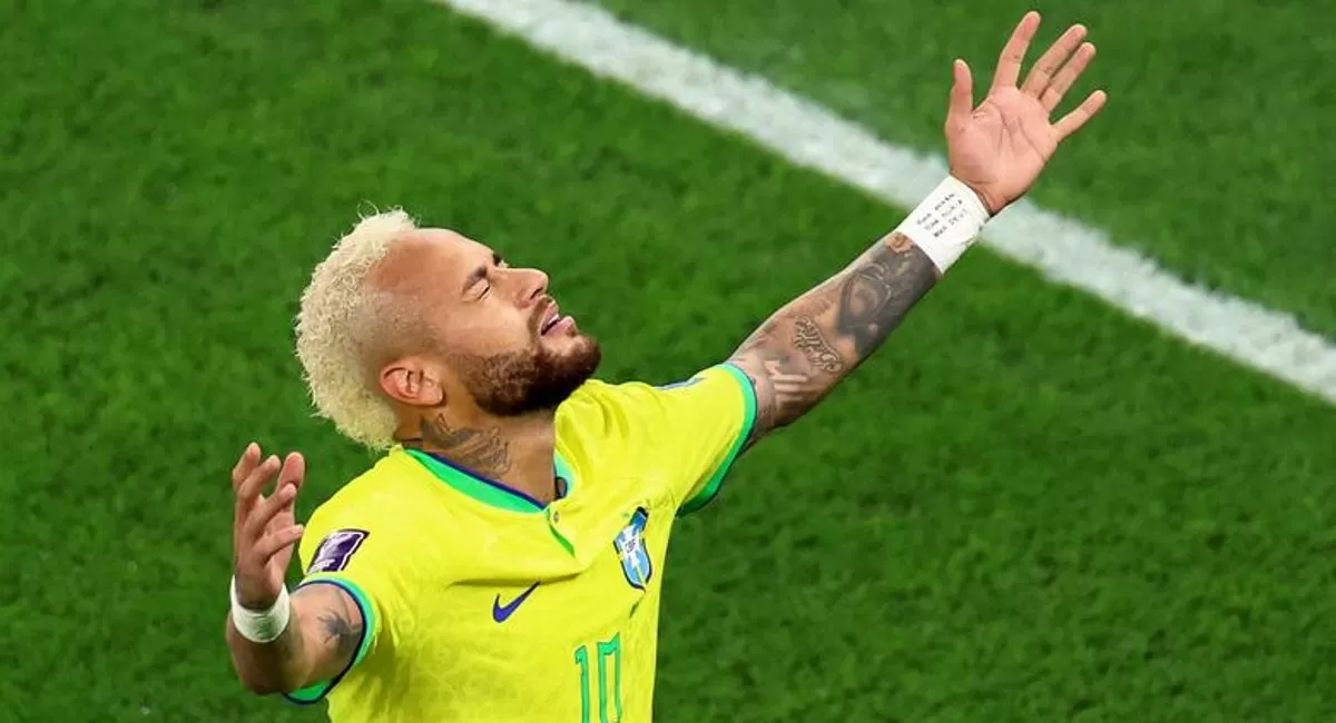 En Qatar, Neymar alcanzó a Pelé como goleador histórico de Brasil