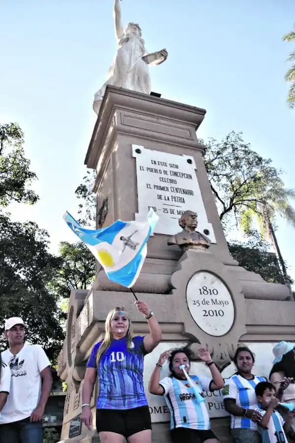 CELEBRACIÓN. Los concepcionenses se hicieron sentir.