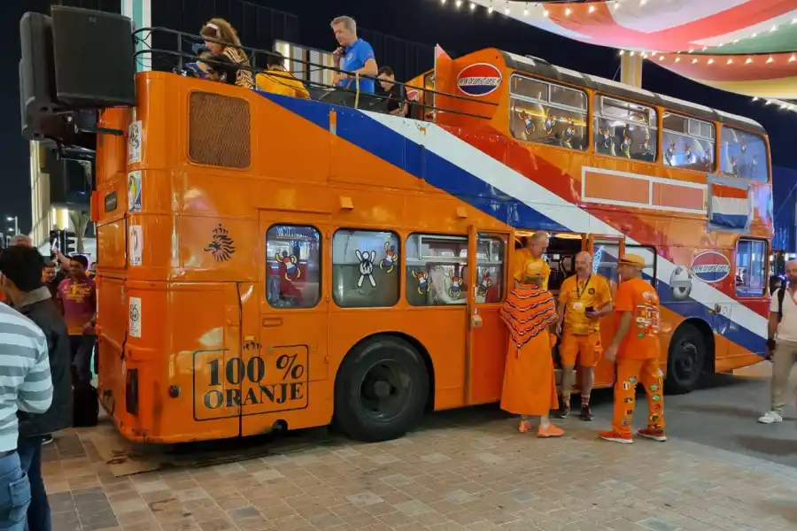 La fiesta argentina explotó en las inmediaciones del estadio Lusail