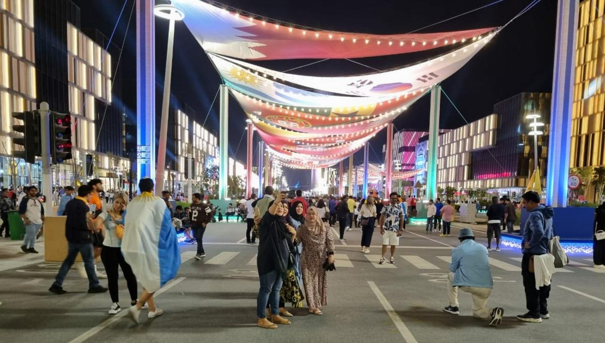 LA GACETA en Qatar: La previa más lujosa que un hincha puede soñar: en un shopping a cielo abierto