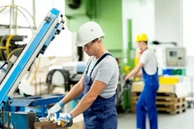 Según el Gobierno, el empleo privado lleva 21 meses de crecimiento