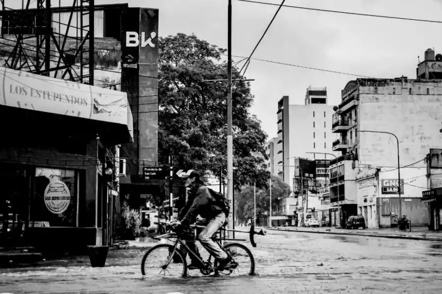 ARIEL SOSA. “Después, ser felices”.