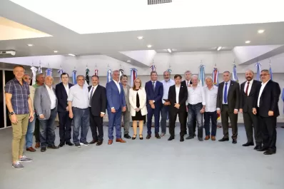 Jaldo participó de la reunión de la Liga de Gobernadores