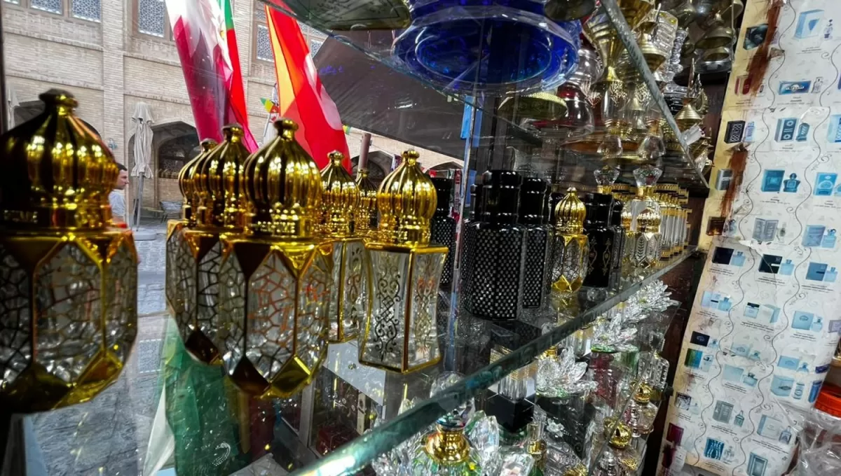 LA GACETA en Qatar: del abrazo espectral a la búsqueda de oud, la fragancia de los árabes