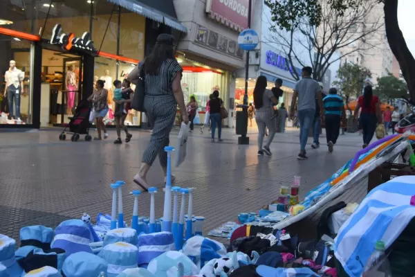 Polémica por las ventas ambulantes: el reclamo de la Federación Económica de Tucumán