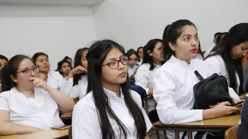 CURSADA. La oferta académica convoca a muchas alumnas de Tafí Viejo. 