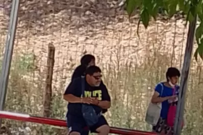 ¡Insólito! En Jujuy afirman que vieron a Diego Maradona en una parada de colectivos