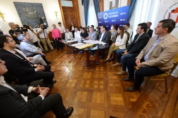 El Gobierno y los empresarios lanzaron la Canasta Navideña: los productos y los precios