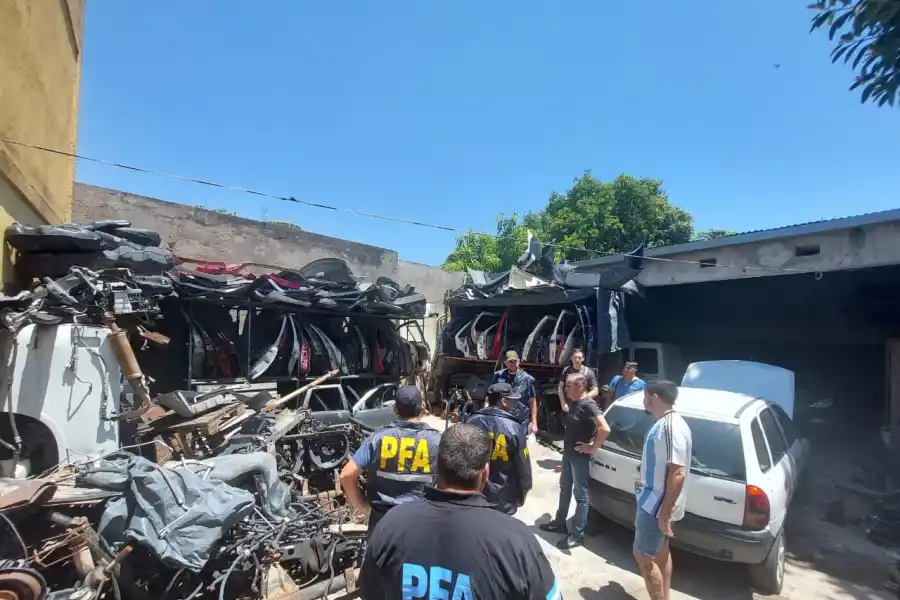 En Tucumán, desbarataron una banda que vendía autopartes de vehículos robados