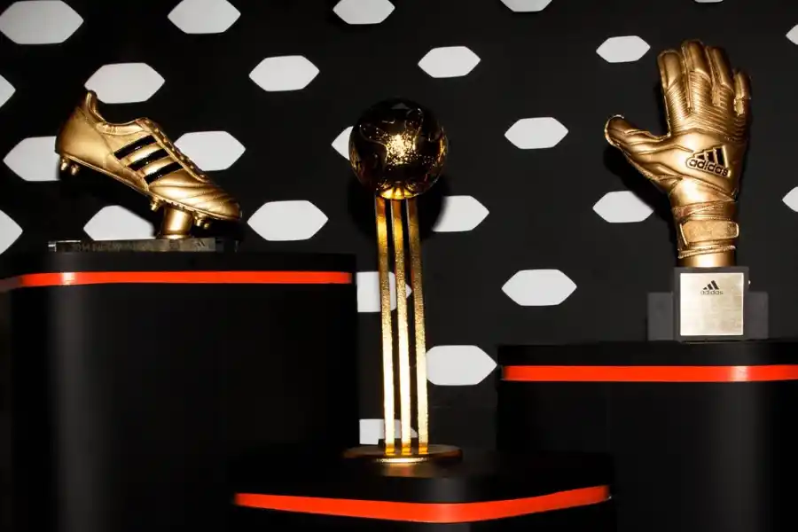 Mundial de Qatar: cuáles son los premios que entregará la FIFA y qué argentinos compiten por ellos