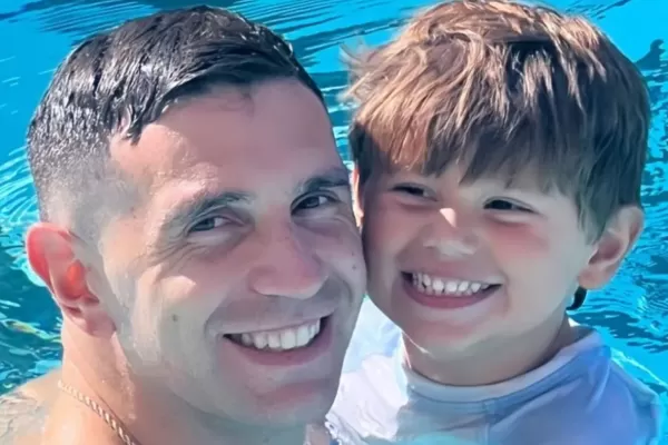 El mensaje del hijo del Dibu Martínez a su papá: “quiero que ganes el trofeo más grande del mundo”