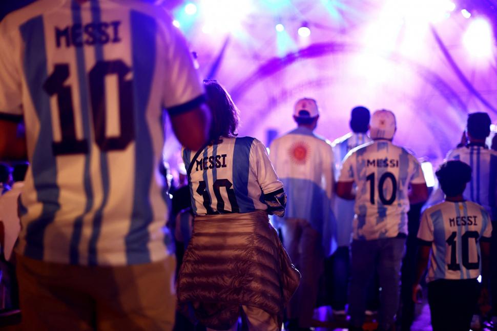 LA QUIEREN TODOS. La camiseta de Messi está agotada a nivel mundial.