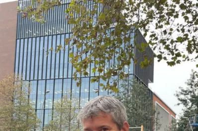 Santiago Roncagliolo: “En Perú hay una democracia, pero nadie sabe bien para qué”